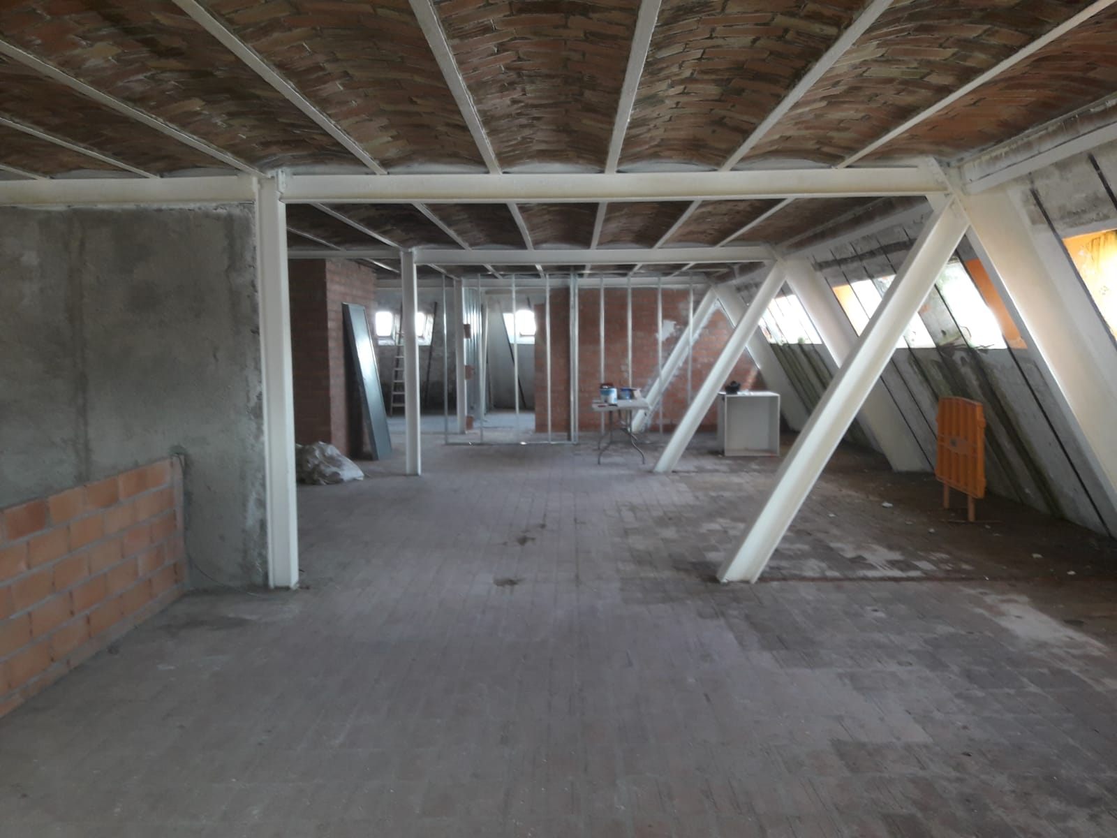 Continúan las obras en el Refugio de Belagua